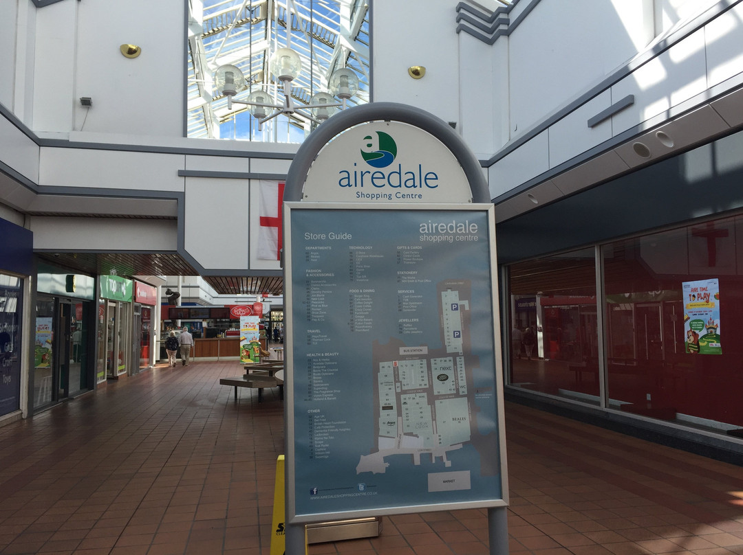 Airedale Shopping Centre景点图片