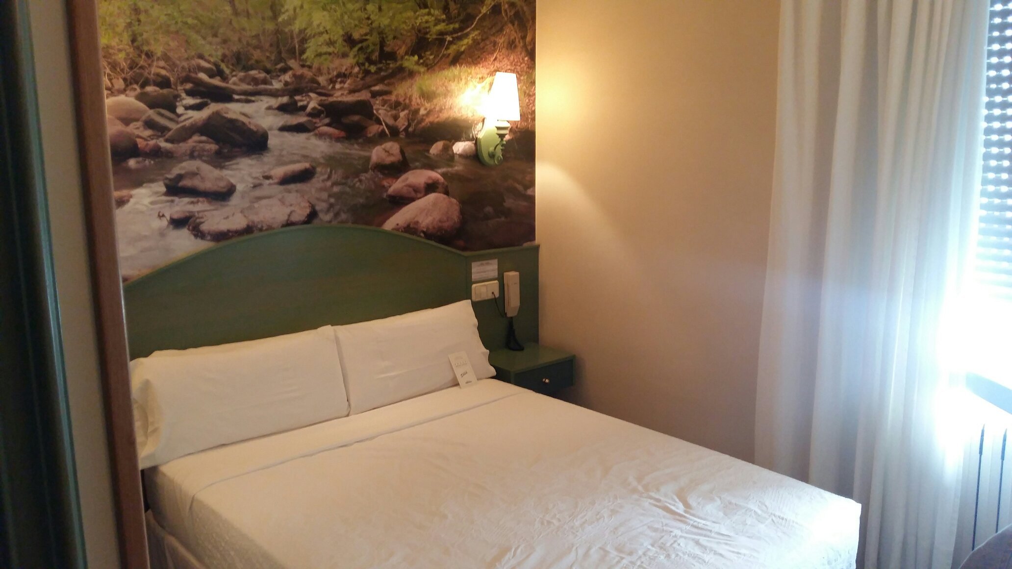 Navarra Hostal-官方