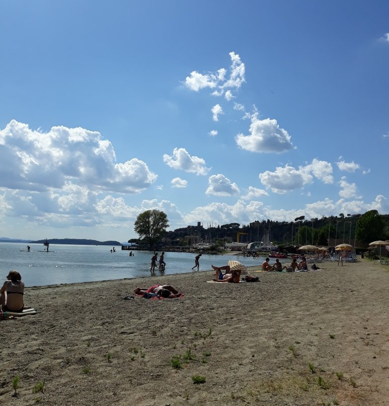 Sualzo Beach-Passignano sul Trasimeno必去景点