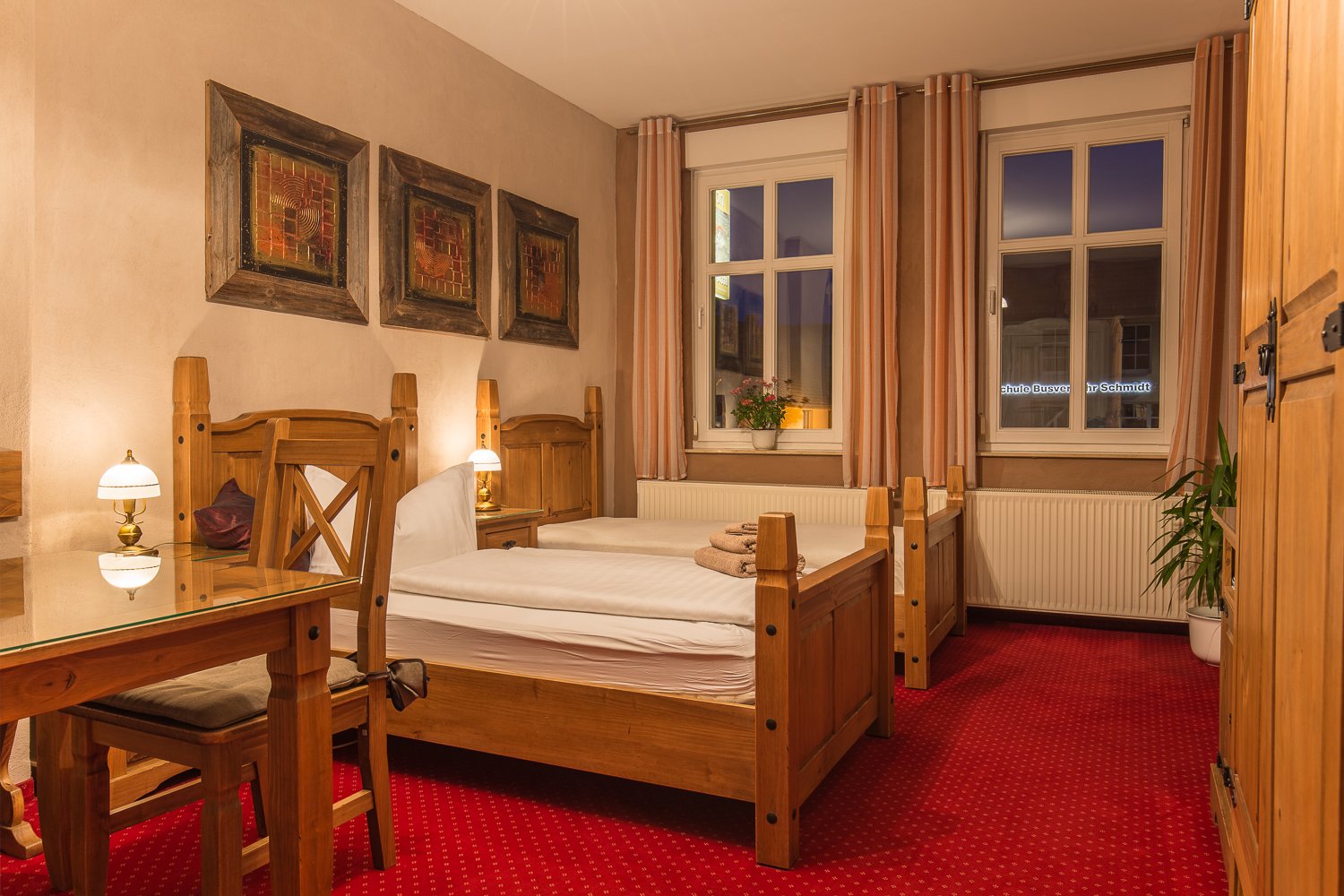 Hotel-Pension Juttendorfer Gastezimmer-官方