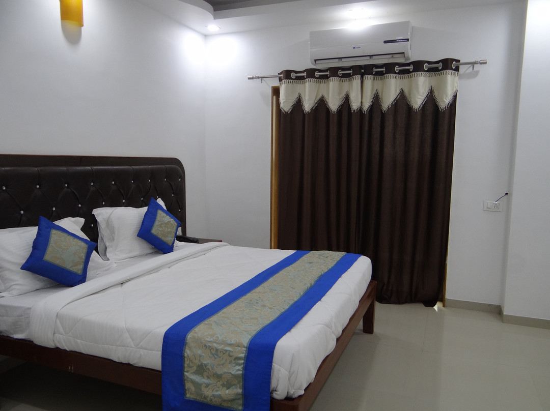 Hotel Nature Shield Lonavala主图