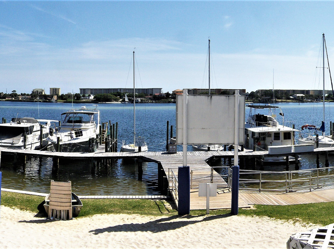 码头海湾度假酒店主图