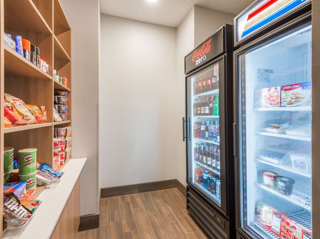 Microtel Inn & Suites by Wyndham New Martinsville主图