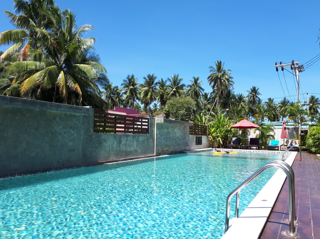 水晶拉迈酒店主图