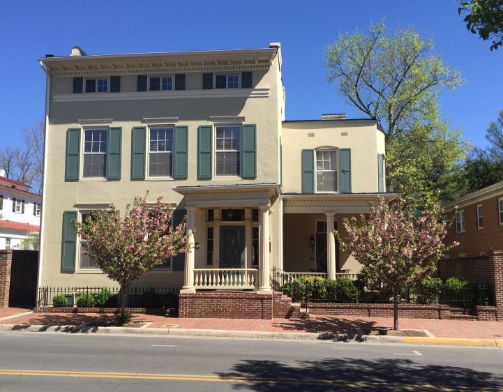 Fuller House Inn-官方