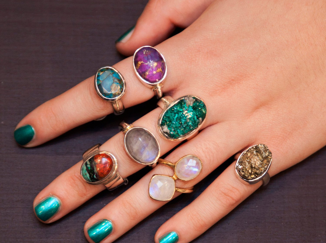 Branches Uncommon Cards & Curious Finds-波特兰必去景点