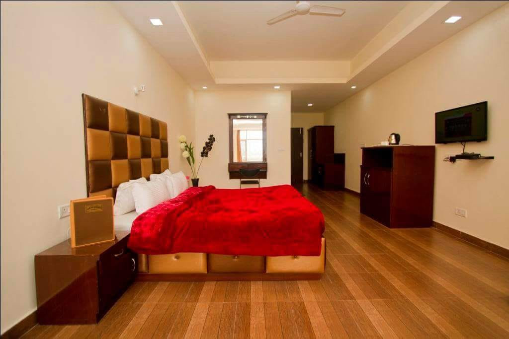 Snow Touch Resort by Sriniwasa Hotels主图