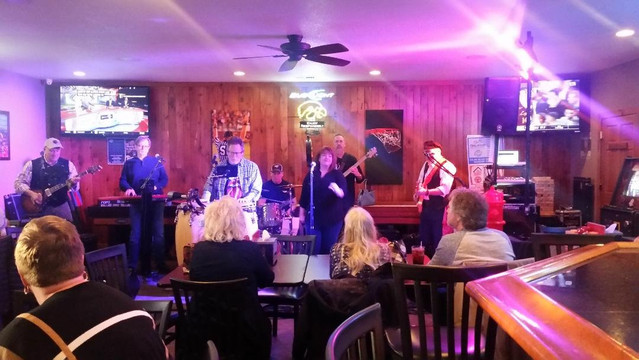 Minburn餐馆和美食-Whistlin Donkey