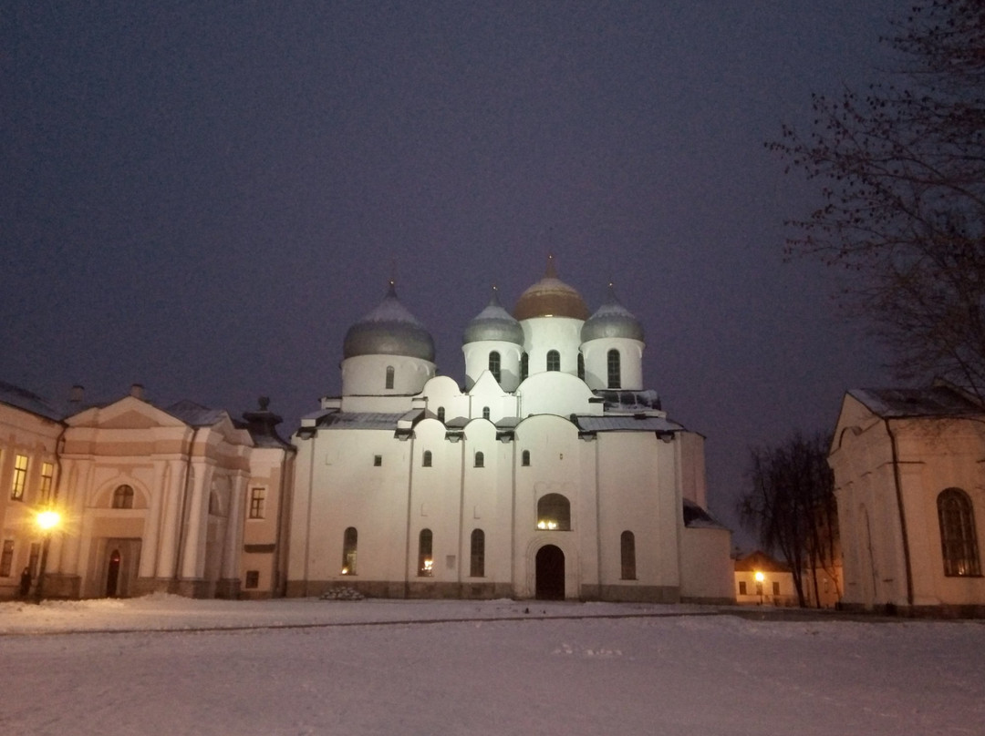 Novgorod Kremlin (Detinets)景点图片