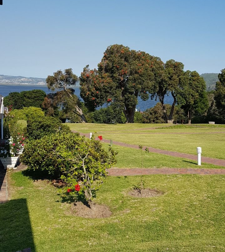 Belvidere Manor Lagoonside Cottages主图