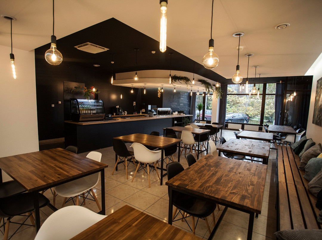 Samtis Bistro
