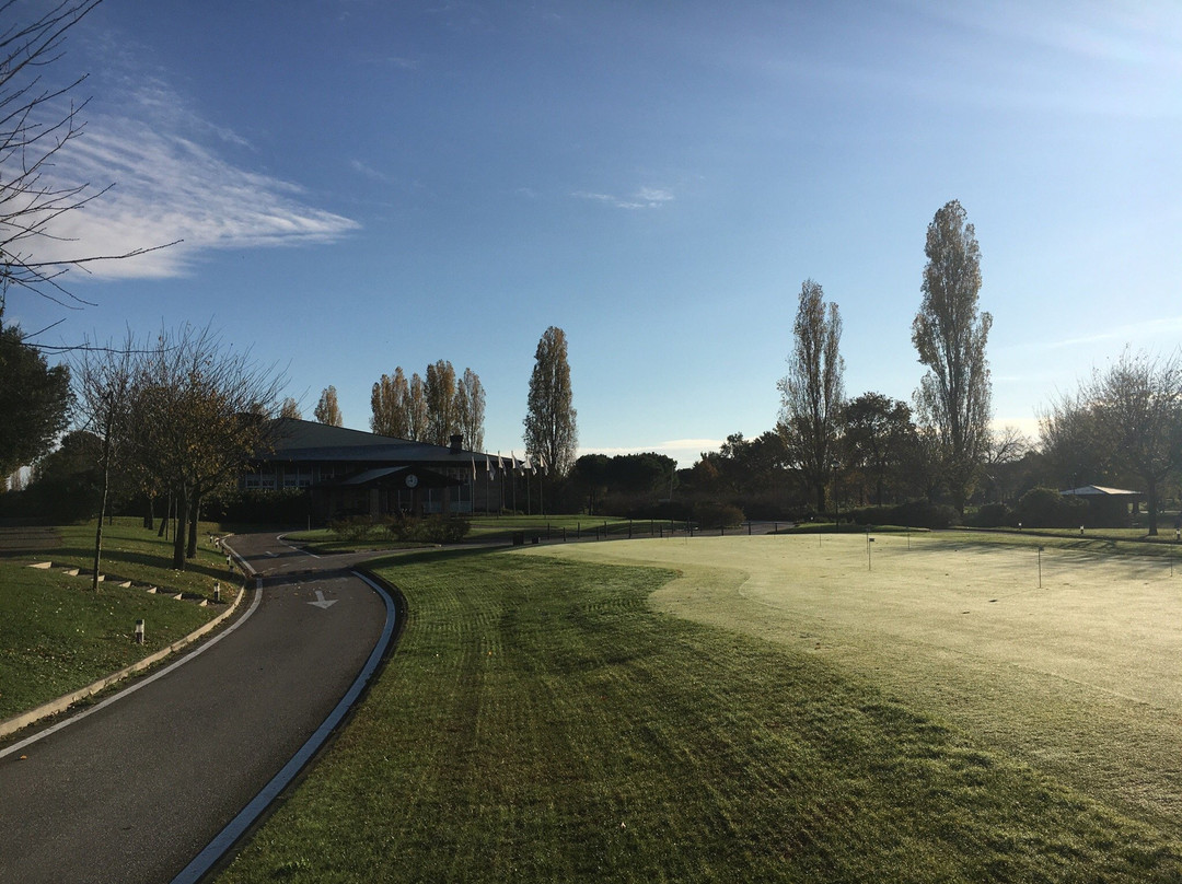 Golf Club Lignano-利尼亚诺萨比亚多罗必去景点