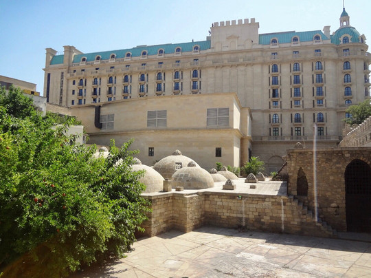 Aptek Museum and Bathhouse-巴库必去景点
