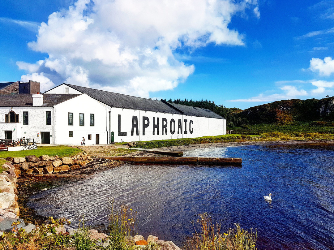 Laphroaig Distillery景点图片
