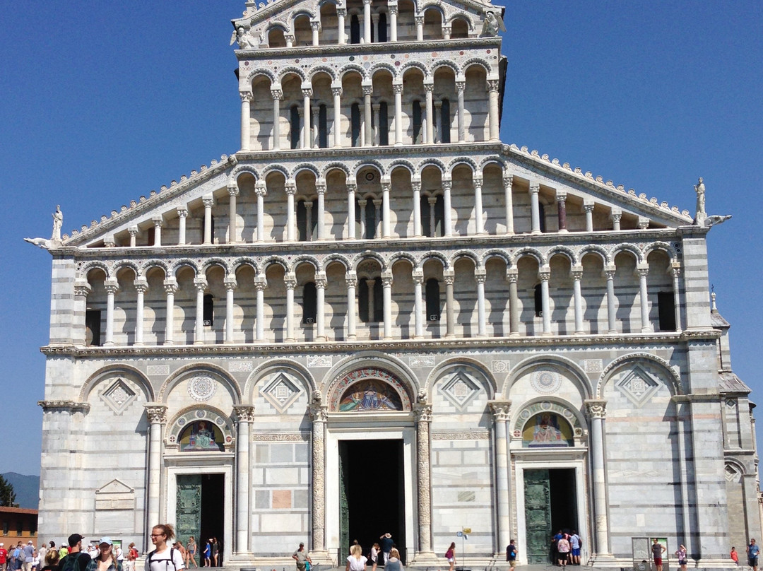 前卫镇斜塔-绥中县必去景点