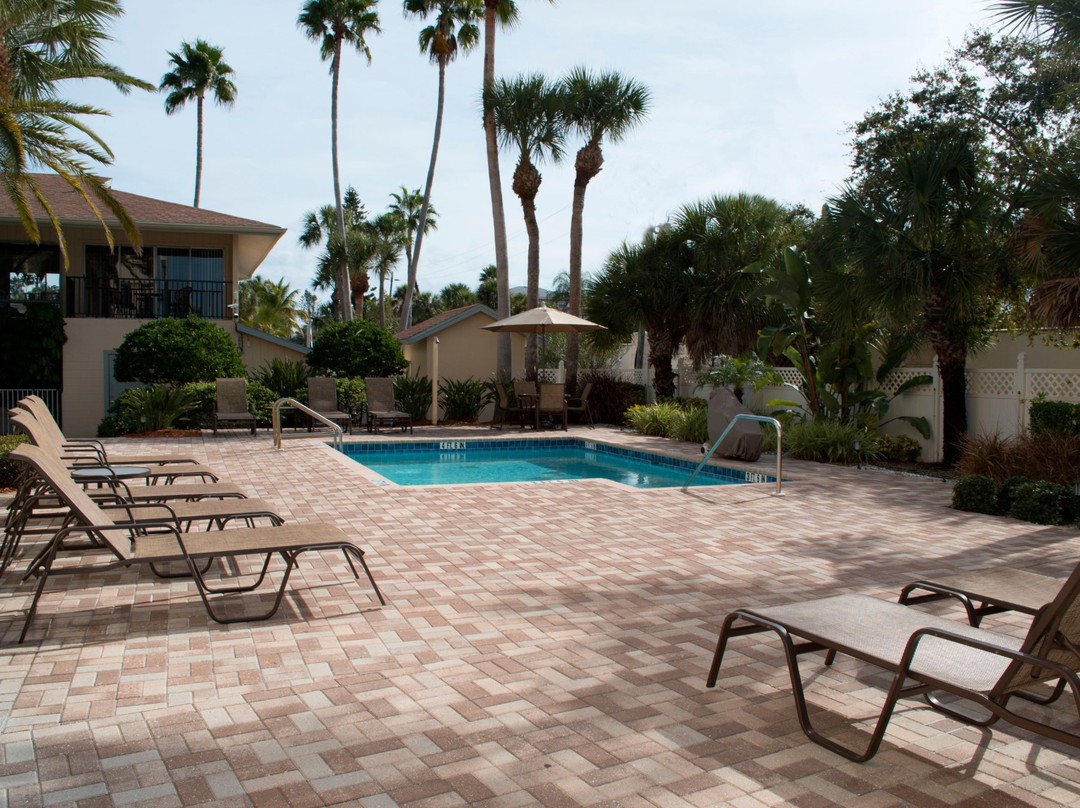 Siesta Sands Beach Resort