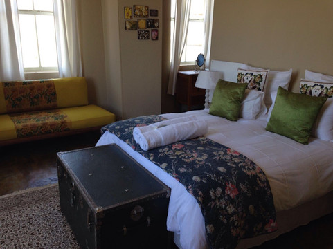 Guinevere Guest Farm-塔尔巴赫必去景点