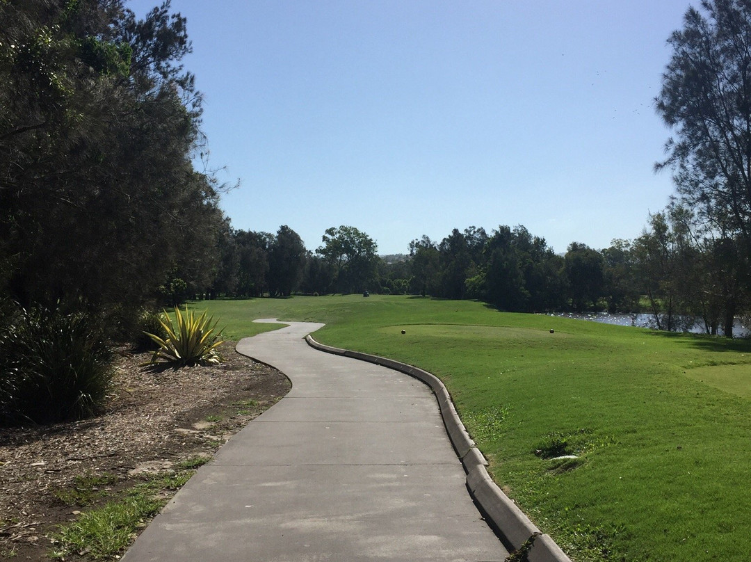 绿宝石湖畔高尔夫俱乐部-Carrara必去景点