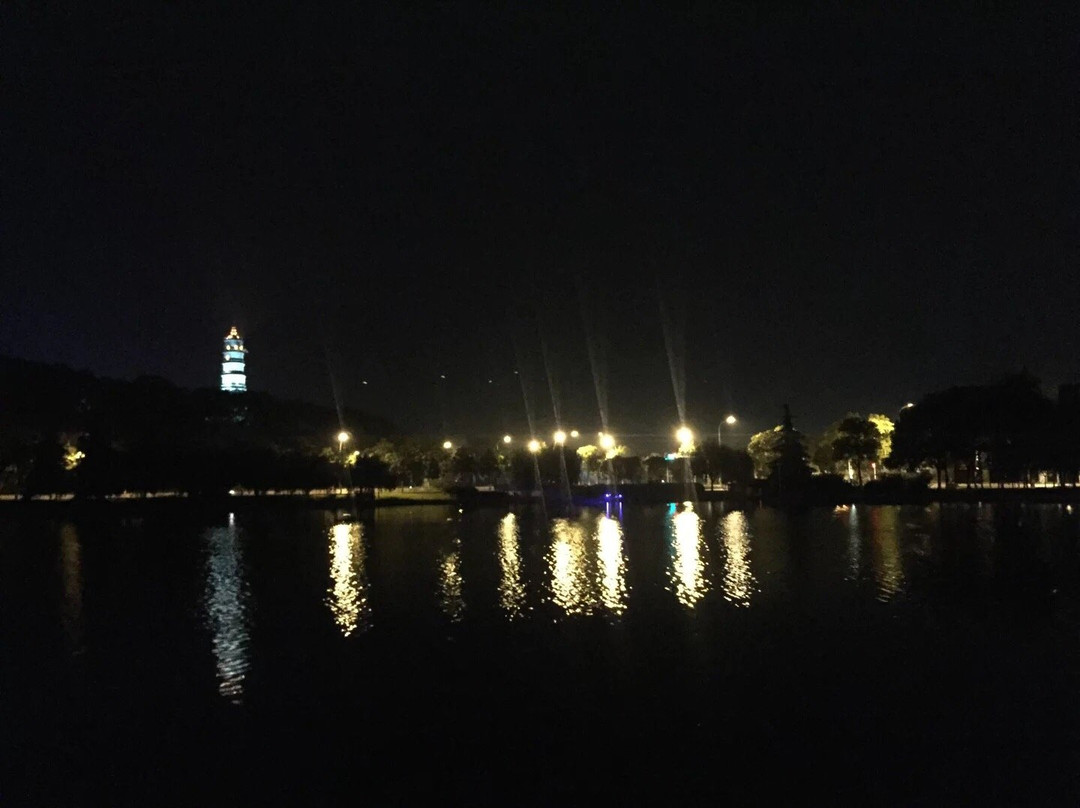 南湖商业步行街-池州市必去景点