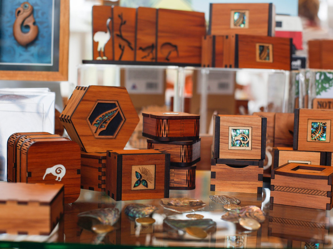 ReflectioNZ Gifts & Gallery景点图片