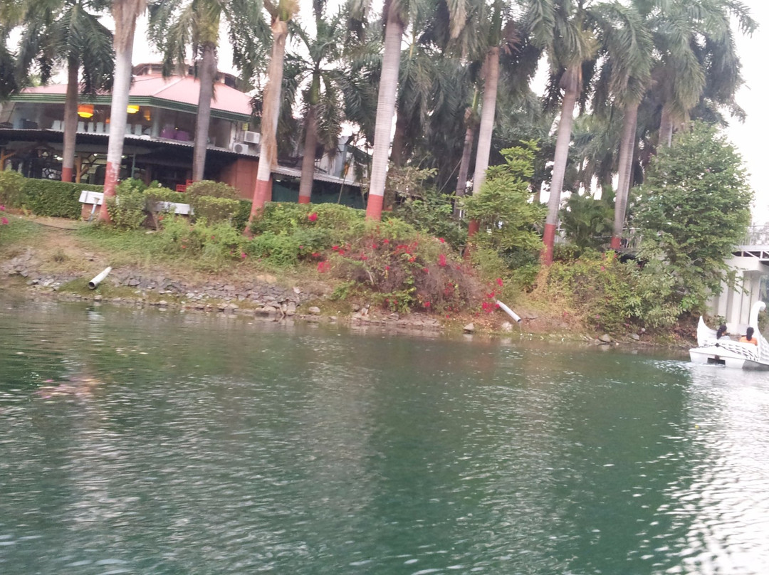 Kadaiya Lake Garden景点图片