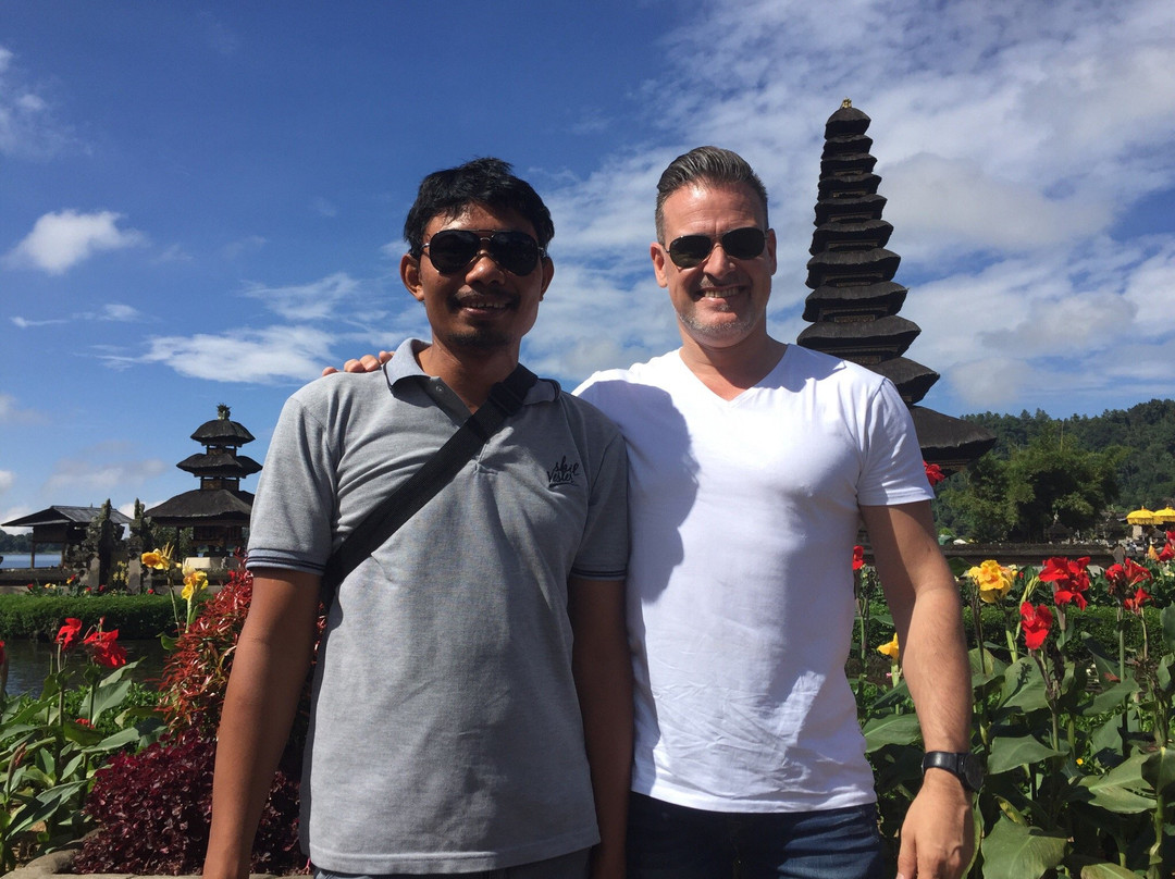 Guide Nyoman Lingga-Beraban必去景点