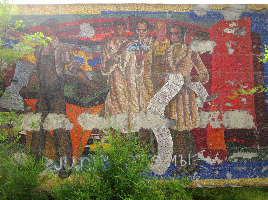 Mosaic Stele-Panel Joy of Labor-Tolyatti必去景点