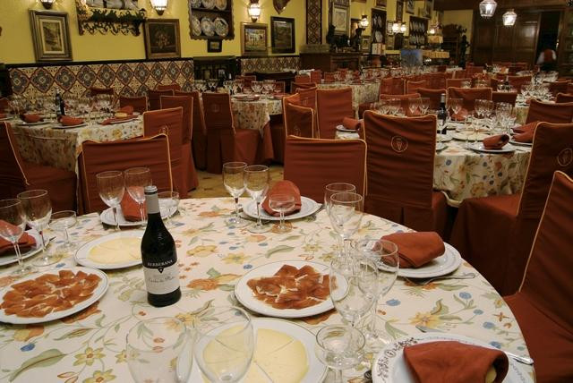 Hotel Restaurante Reina Victoria主图