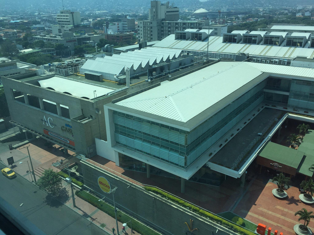 Ventura Plaza-库库塔必去景点