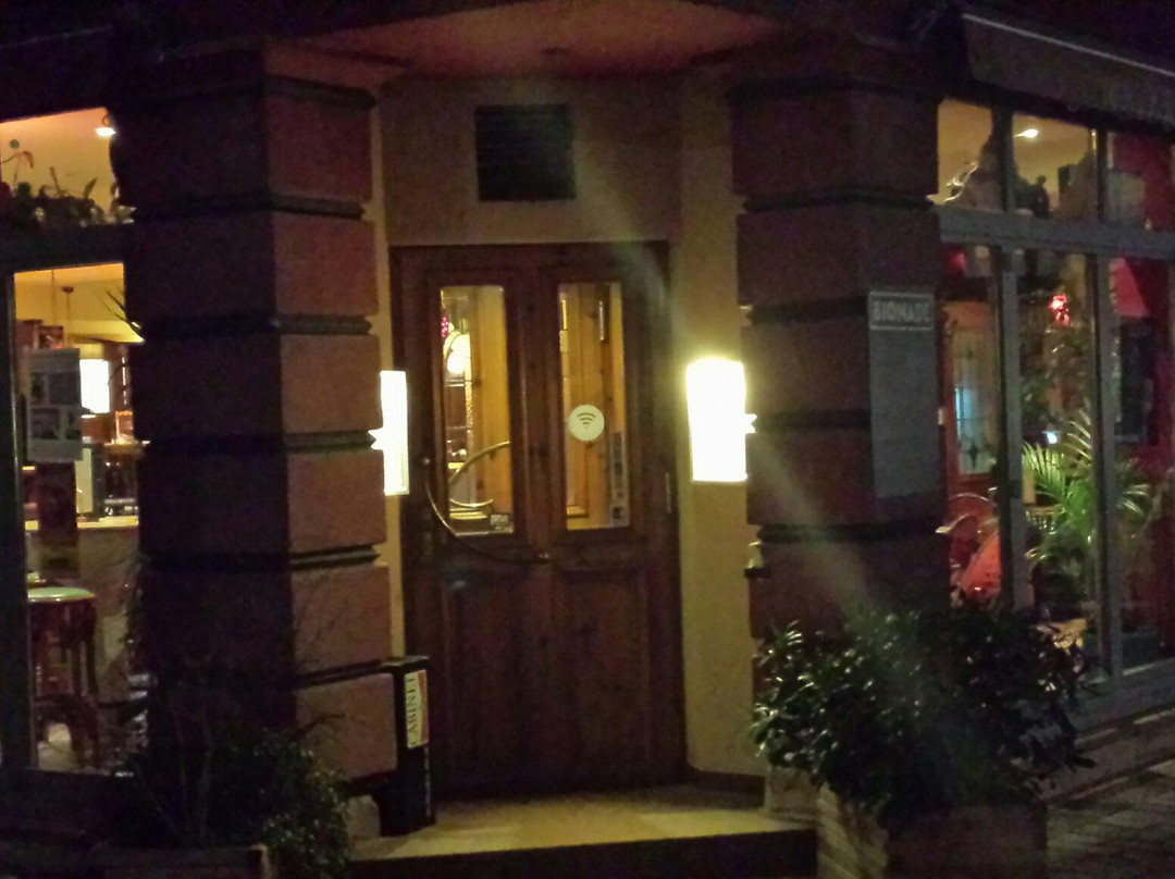 Struth-Helmershof餐馆和美食-Maykel's
