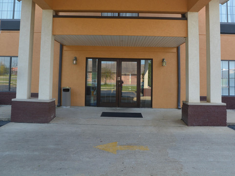 奥拉布山旅馆主图