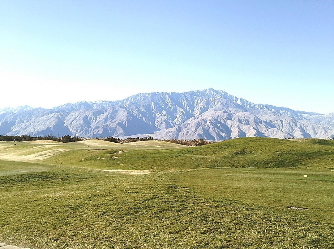 Desert Dunes Golf Course-沙漠温泉必去景点