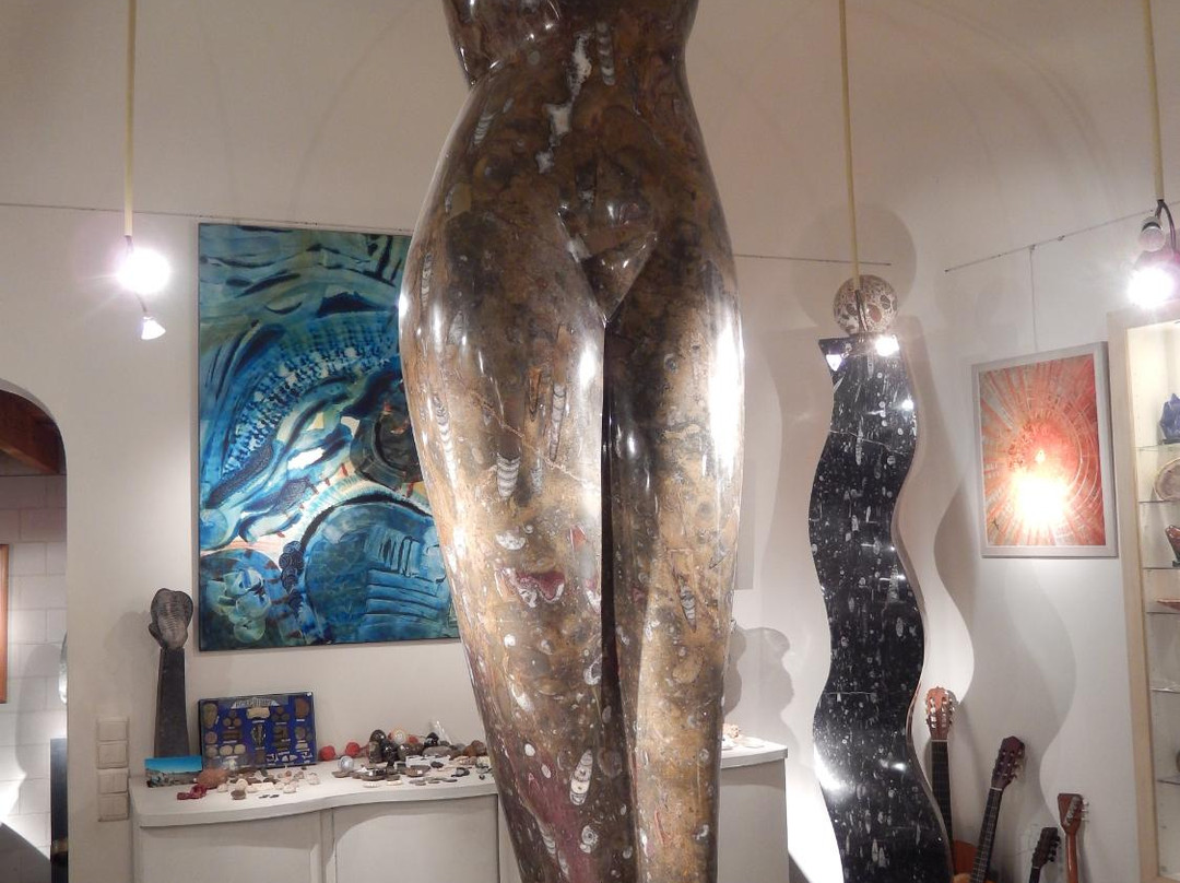 Sahara Art Stones-Sint-Amands必去景点