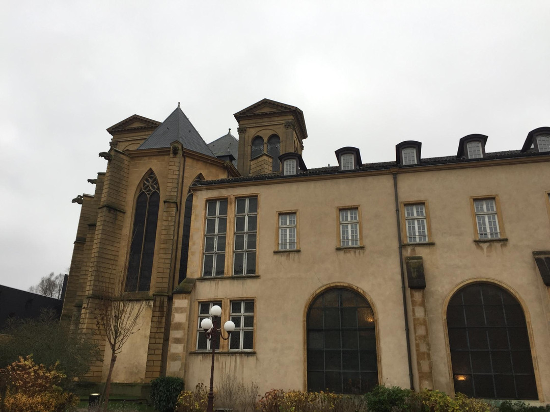 Eglise Saint-Clement-梅斯必去景点
