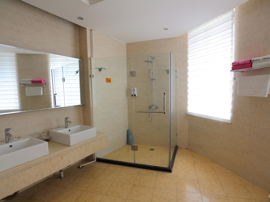 摩登时代酒店（汉中高铁站前进路夜市店）主图