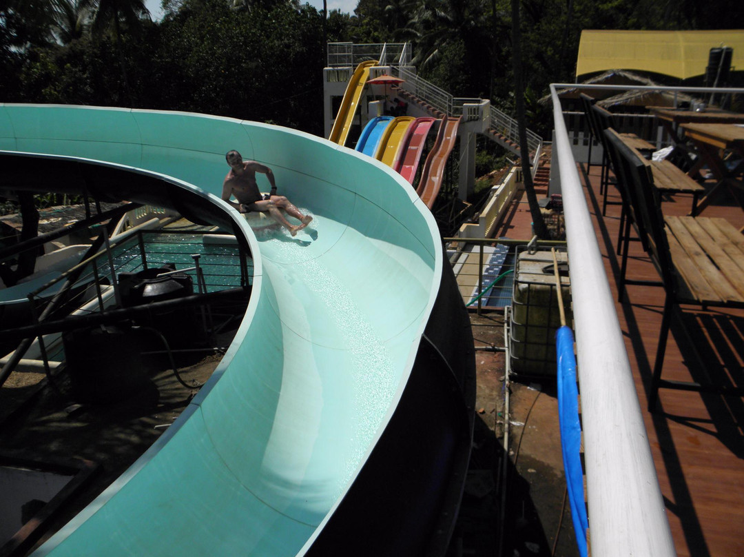 Blue Whale Water Park-巴格海滩必去景点