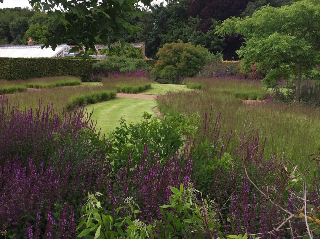 Scampston Walled Garden景点图片