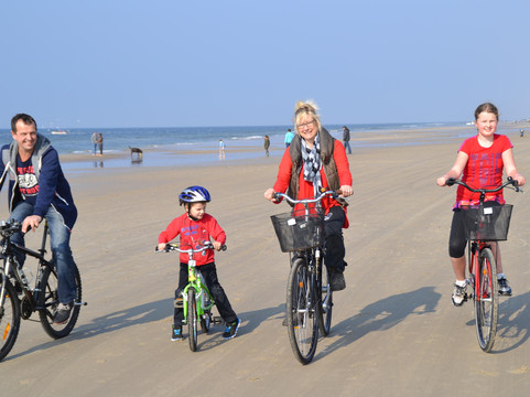 Hune-Blokhus Cykeludlejning-布洛克胡斯必去景点