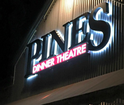 Pines Dinner Theatre-阿伦敦必去景点