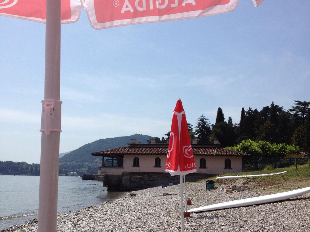 Al Puunt-Snack Beach Bar-Griante必去景点