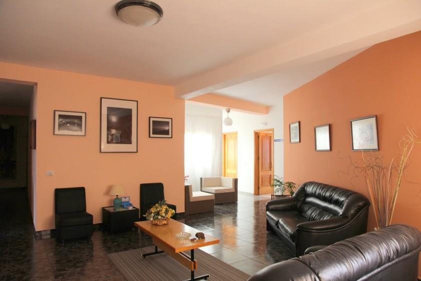 Hostal Casanas-官方