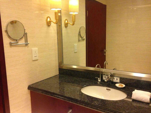 七仙女国际大酒店主图