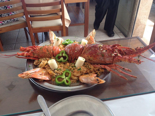 Hotel e Restaurante Waikiki