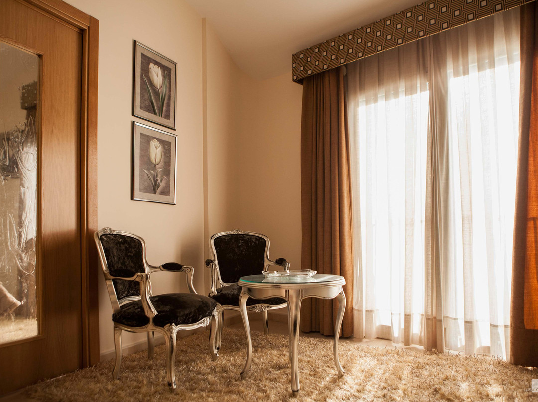 Hotel Versalles主图