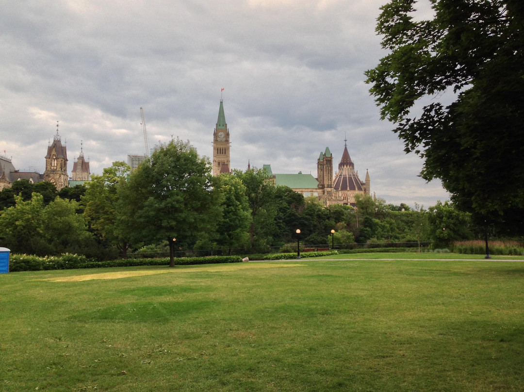 Major's Hill Park-渥太华必去景点