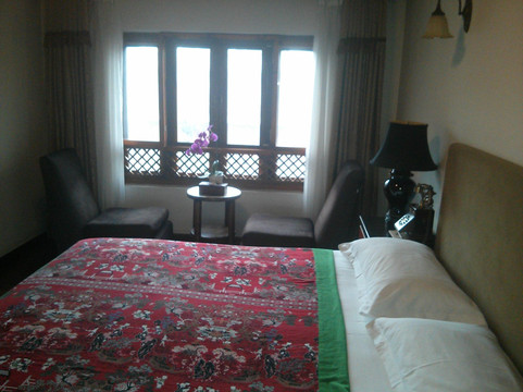 红墙花园酒店主图