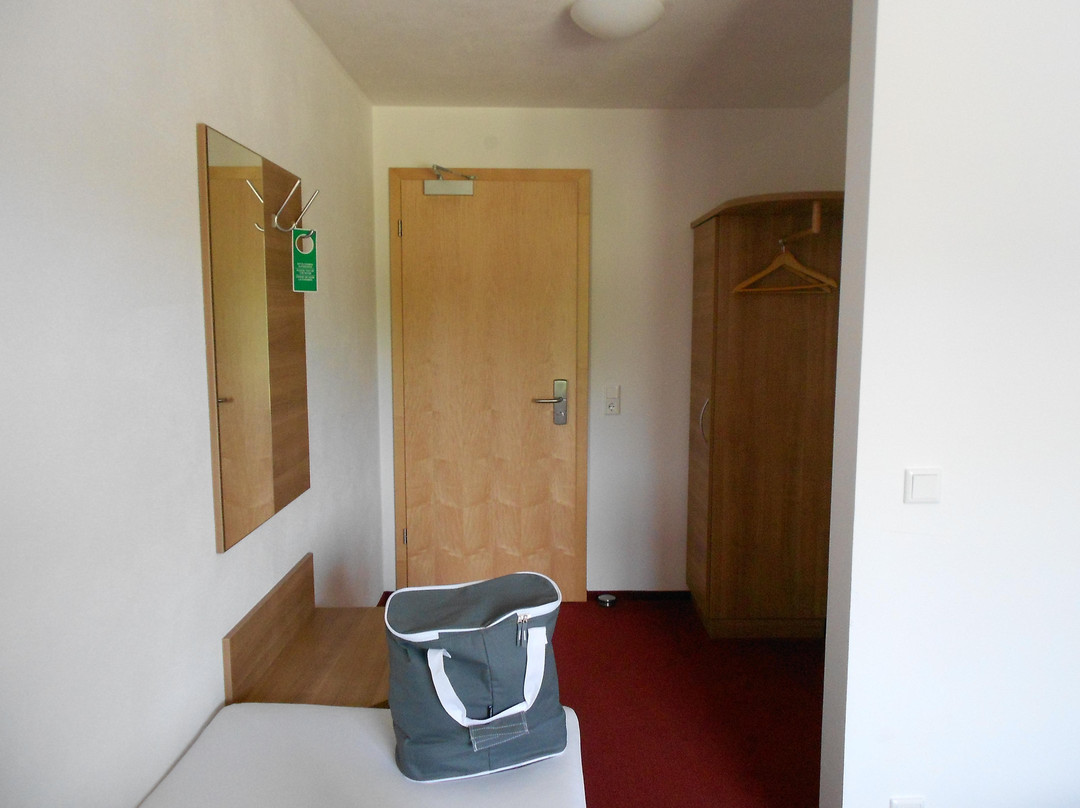 英特帕克酒店主图