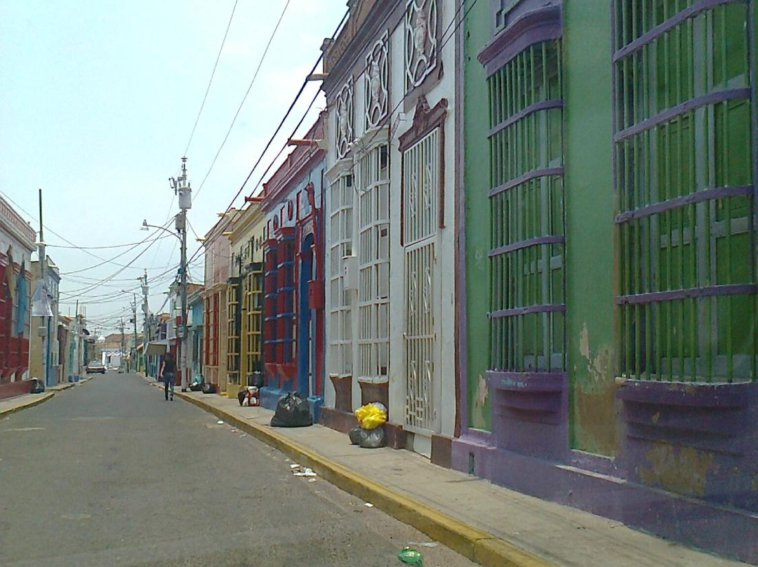 Barrio y Templo Santa Lucía景点图片