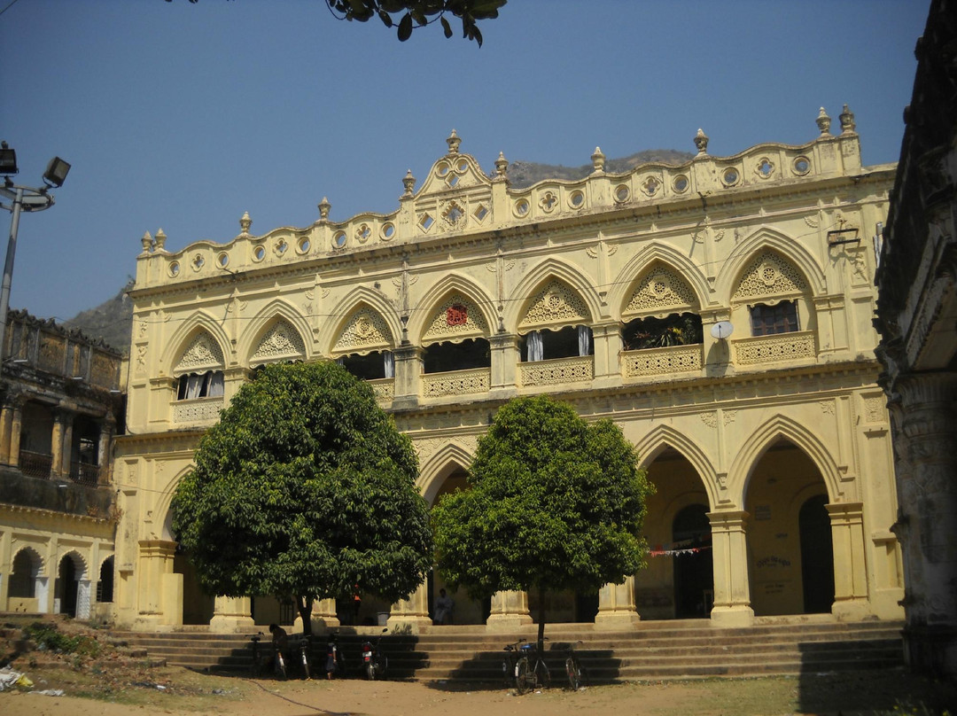 Shreee Panchalingeswar Temple景点图片