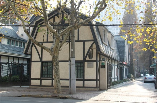 安和花园酒店主图